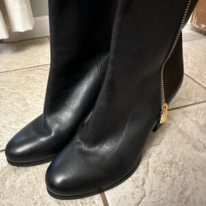 Elegant Black Leather Women's Boots